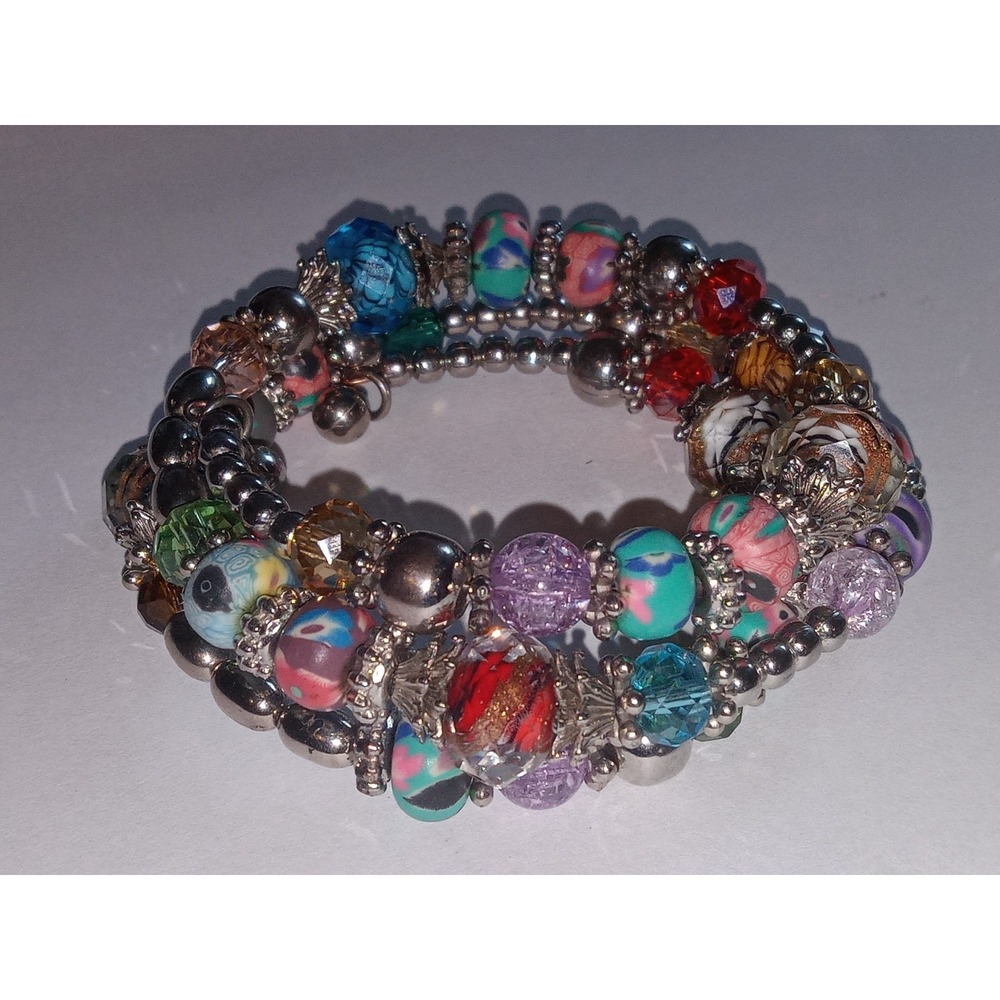 Premier Designs Color Wheel Colorful Glass Crystal Clay Bead Memory Bracelet